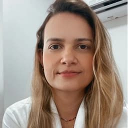 Drª Amanda Guerra Lima